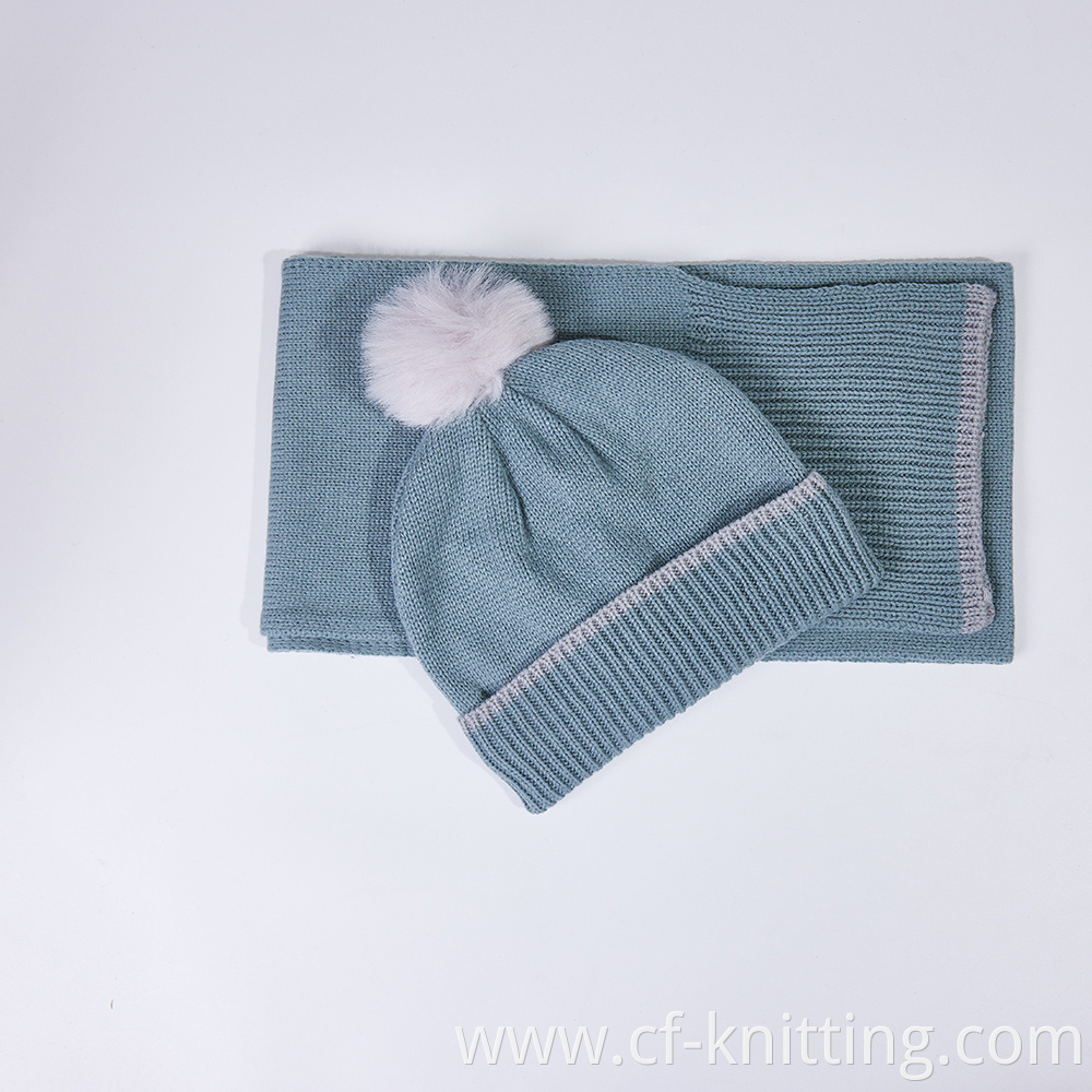 Cf T 0025 Knitted Beanie And Scarf Set 1